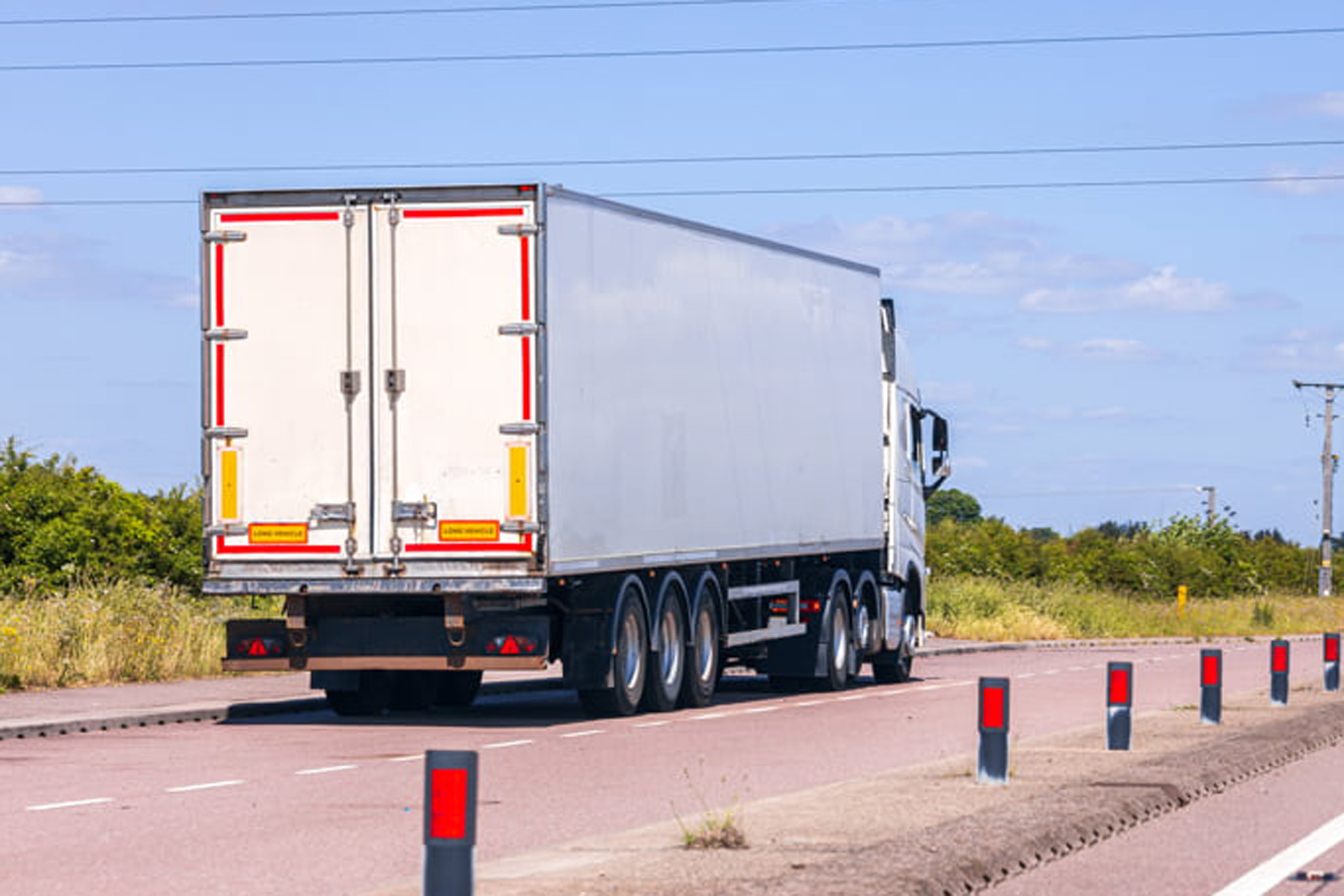 Drive Safely: 6 Tips for HGV Vehicle Safety
